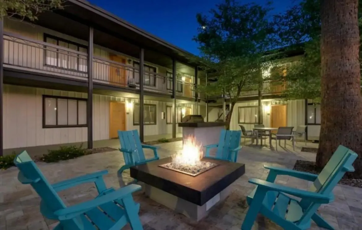 アパート フェニックスUltimate Relaxation With Gym, Firepit & Billiardアパートメント 米国